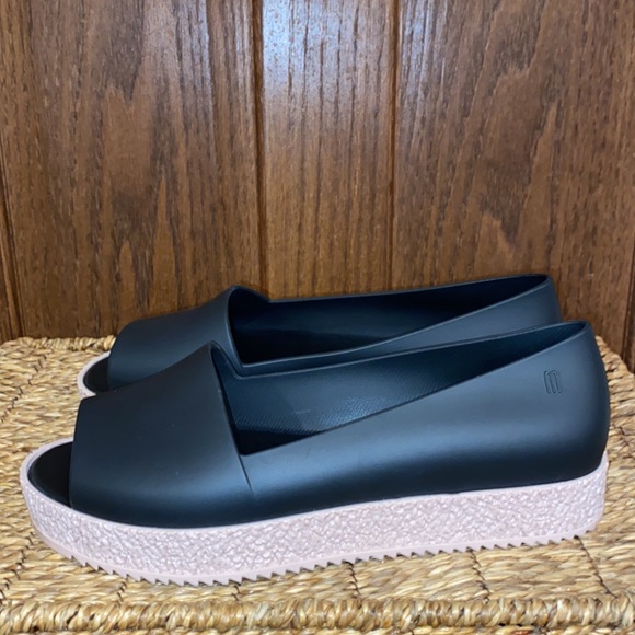 Melissa Puzzle Peep-Toe Flats-Black/Blush Pink- Women’s Size 9 - Picture 5 of 12
